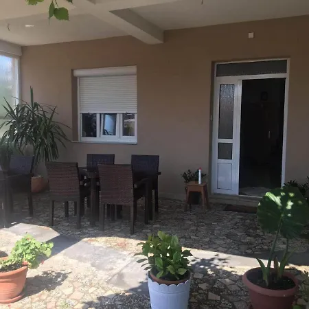 Bed and breakfast Meduza Barbat na Rabu